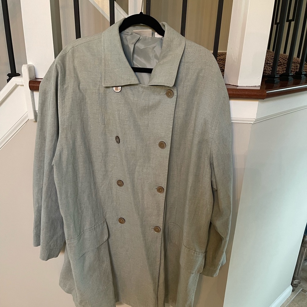 Elisabeth by Liz Claiborne lightweight coat.   Size 2x linen/cotton blend